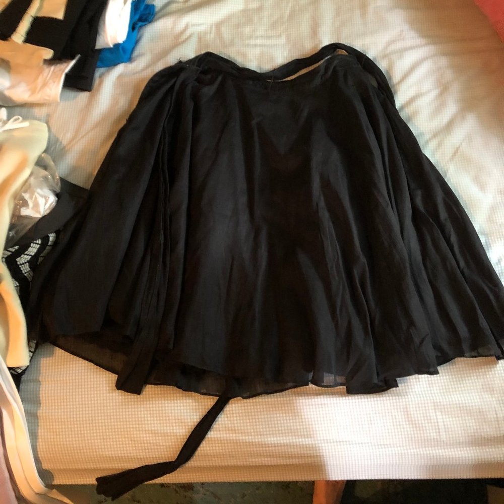 Black 3-layer circle skirt